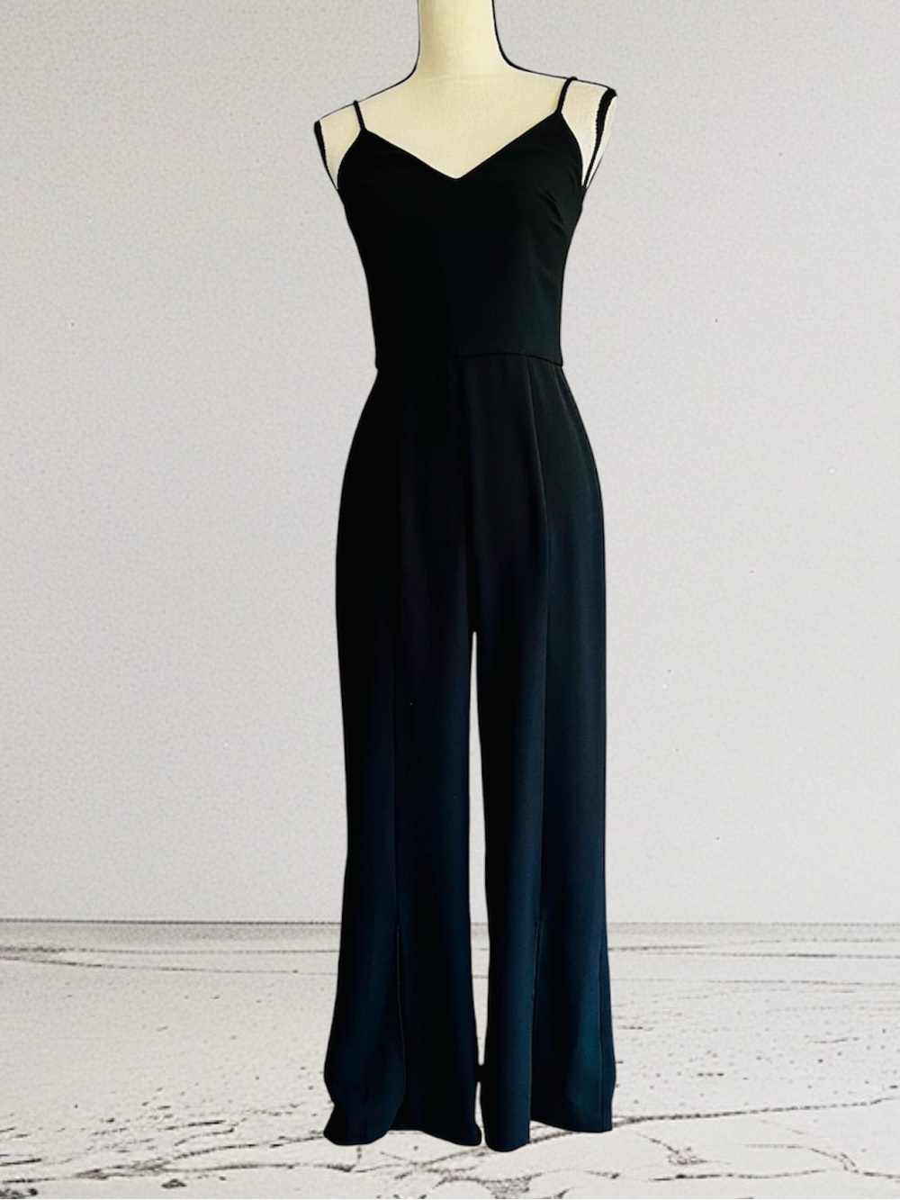 DRESS THE POPULATION Stevie Jumpsuit - Picture 2 of 10